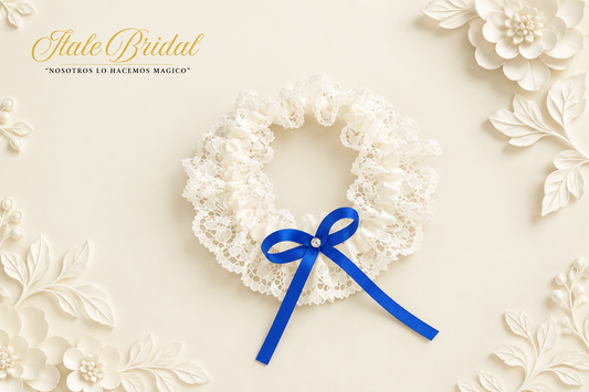LIGA DE NOVIA-COLOR IVORY CON LAZO AZUL