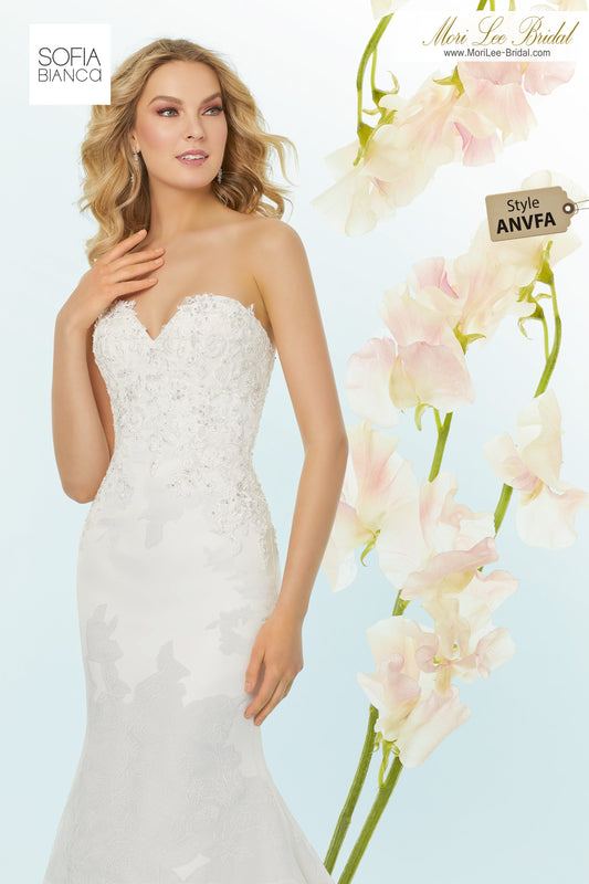 Vestido de novia Sylvie Aplicaciones de encaje bordado con cuentas de cristal en organza con estampado floral. Cola de organza estampada desmontable. ANVFA*